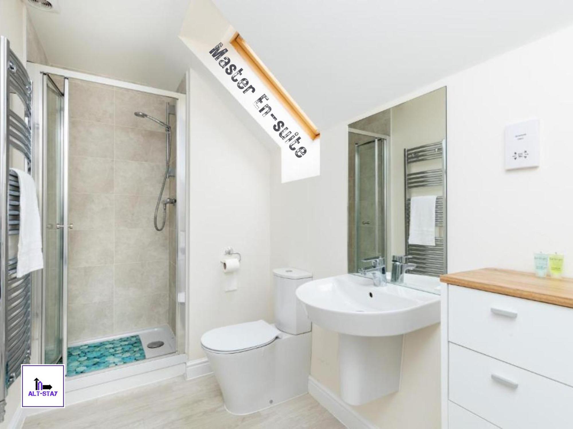 4 Bed 3 Bath - Kirkstall House By Alt-Stay Accommodation - Ideal For Contractors & Remote Workers - Long Stays Welcome Wakefield Eksteriør billede